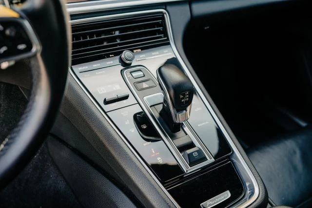 2019 Porsche 971 Panamera - Image 15 of 31
