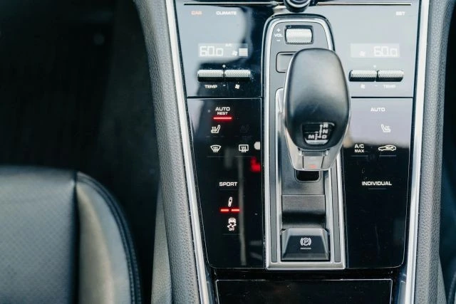 2019 Porsche 971 Panamera - Image 31 of 31