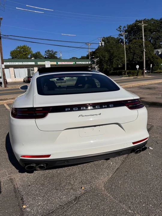 2019 Porsche 971 Panamera - Image 10 of 12
