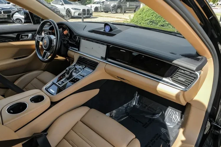 2019 Porsche 971 Panamera - Image 11 of 19