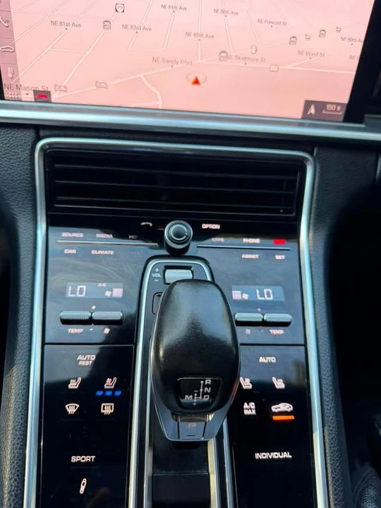 2019 Porsche 971 Panamera - Image 18 of 20