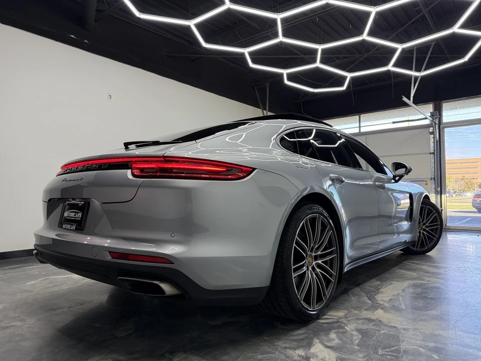 2019 Porsche 971 Panamera - Image 6 of 21