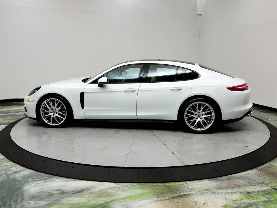 2019 Porsche 971 Panamera - Image 8 of 21