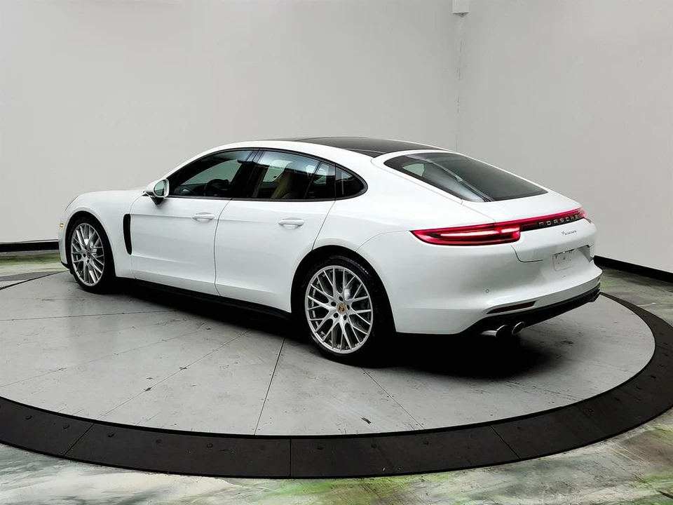 2019 Porsche 971 Panamera - Image 7 of 12