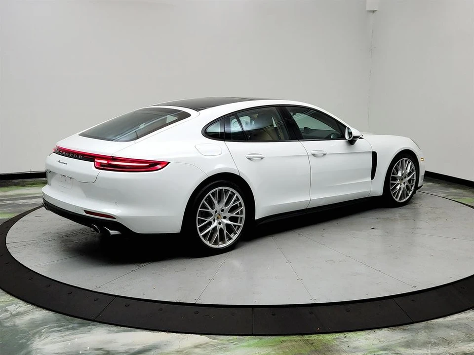 2019 Porsche 971 Panamera - Image 5 of 12