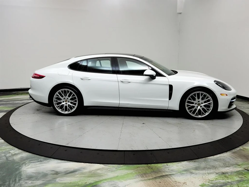 2019 Porsche 971 Panamera - Image 4 of 21