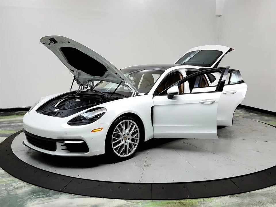 2019 Porsche 971 Panamera - Image 9 of 21