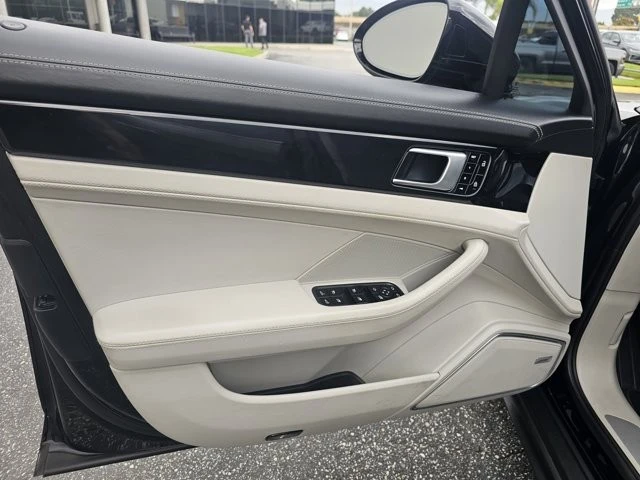 2019 Porsche 971 Panamera - Image 11 of 12