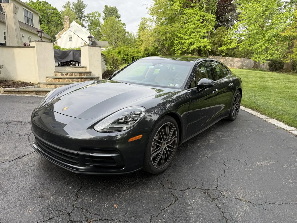 2019 Porsche 971 Panamera - Image 2 of 31