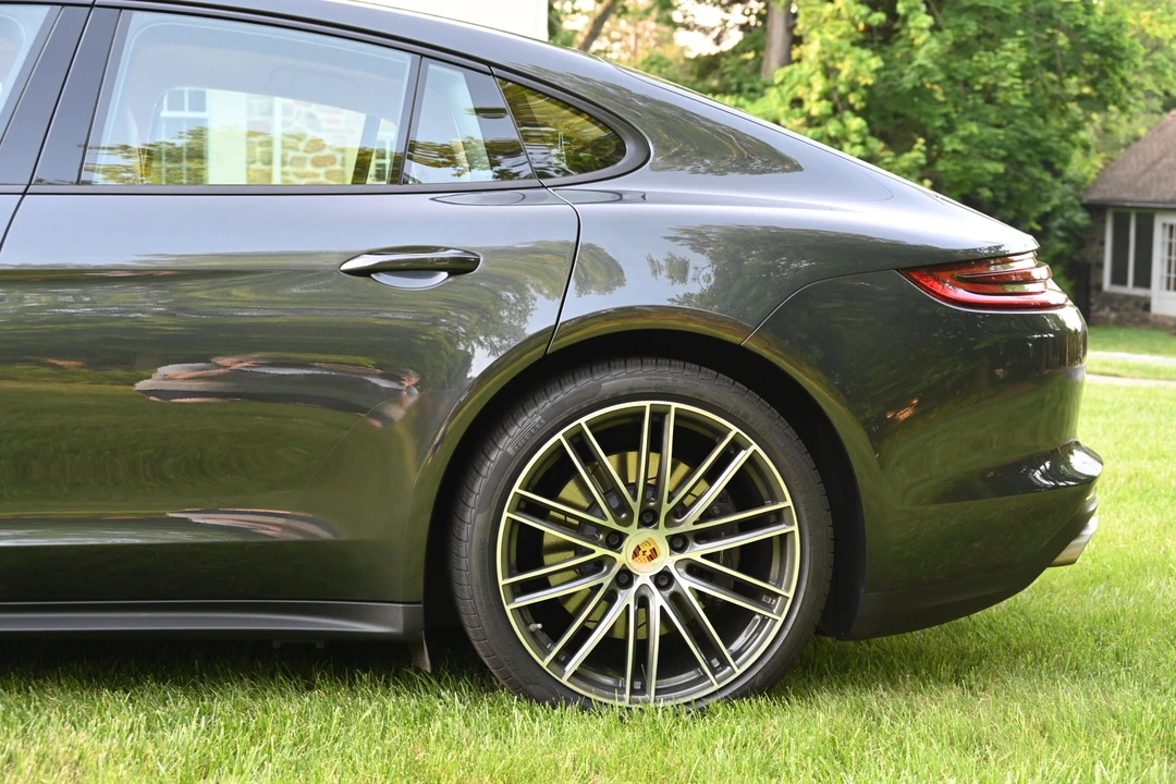 2019 Porsche 971 Panamera - Image 23 of 31