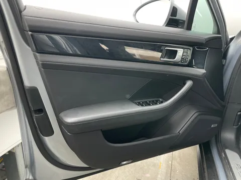 2019 Porsche Panamera 4