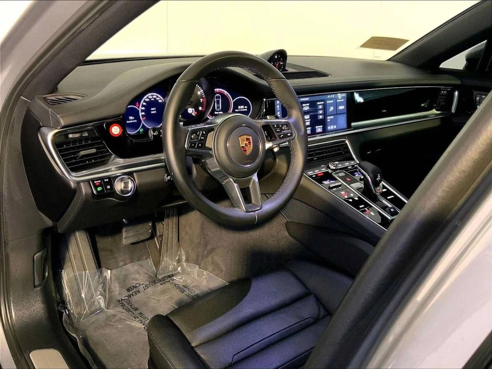 2019 Porsche 971 Panamera - Image 4 of 5