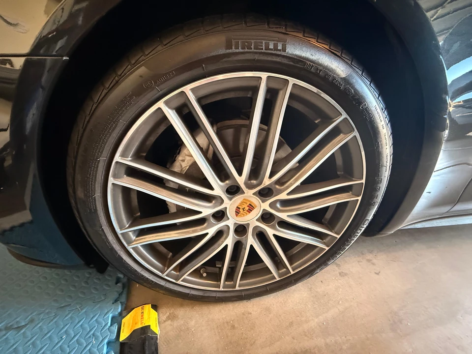 2019 Porsche 971 Panamera - Image 18 of 31
