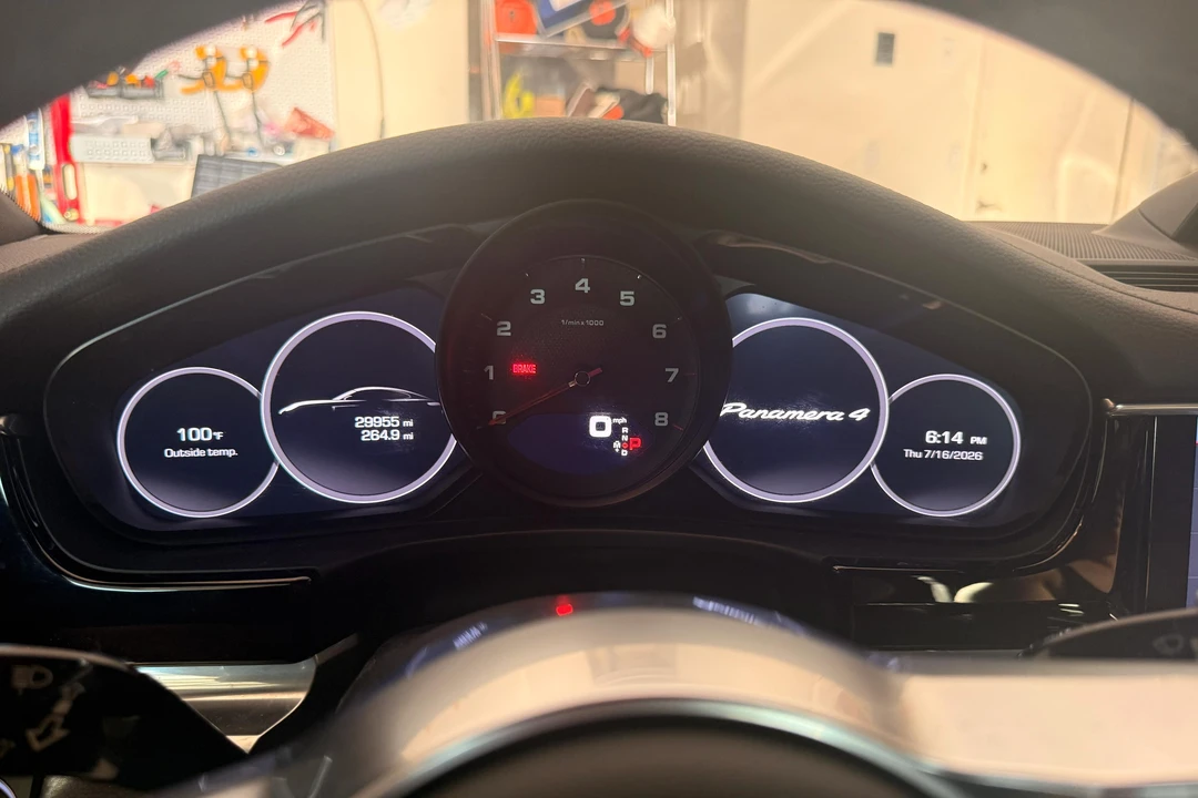 2019 Porsche 971 Panamera - Image 25 of 31