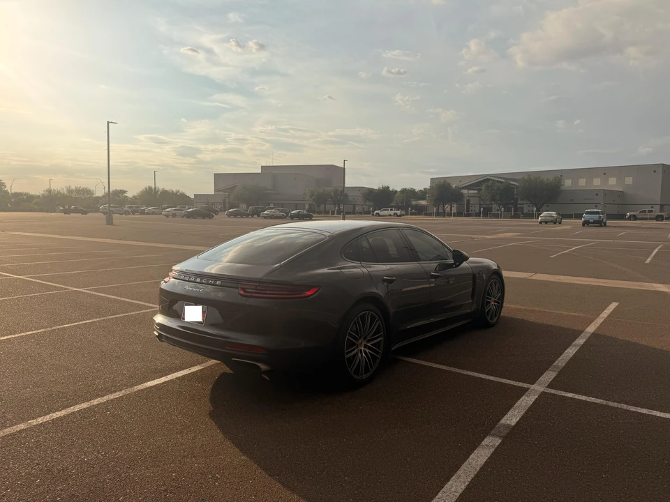 2019 Porsche 971 Panamera - Image 11 of 31