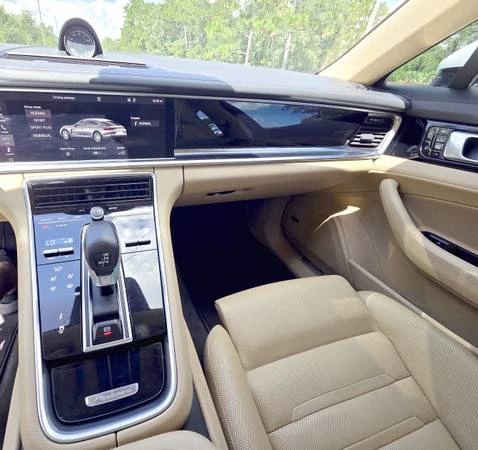 2019 Porsche 970 Panamera 4S - Image 6 of 7