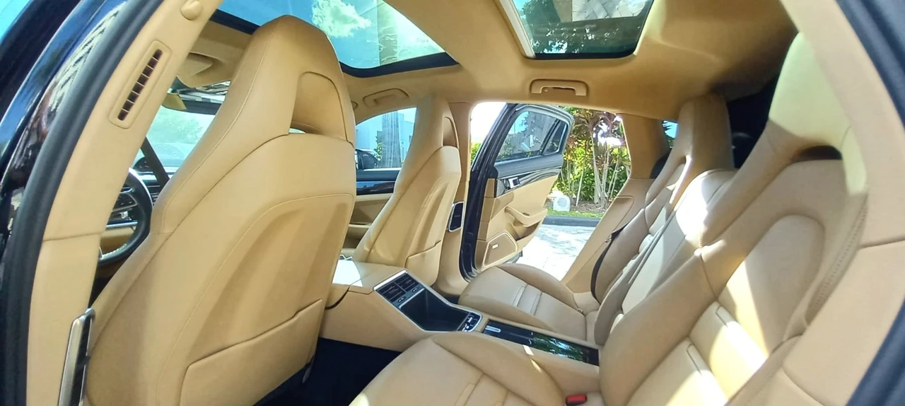 2019 Porsche 971 Panamera - Image 16 of 19