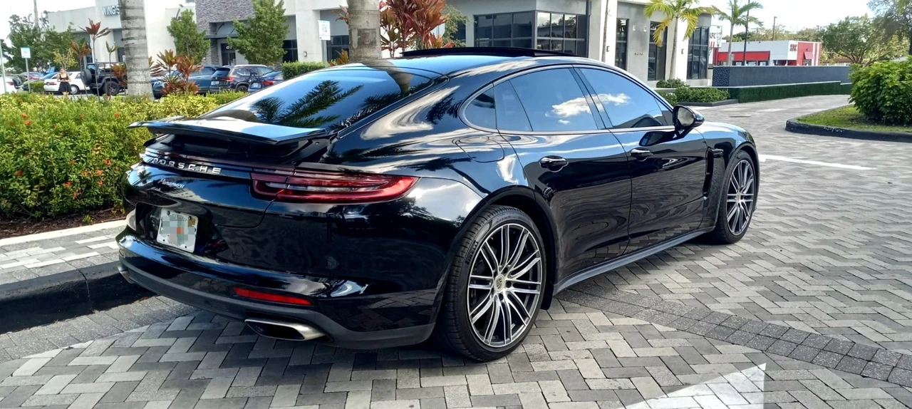 2019 Porsche 971 Panamera - Image 17 of 19