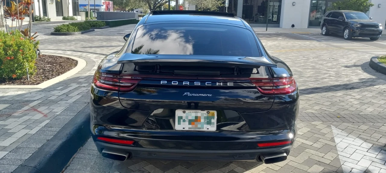 2019 Porsche 971 Panamera - Image 8 of 19