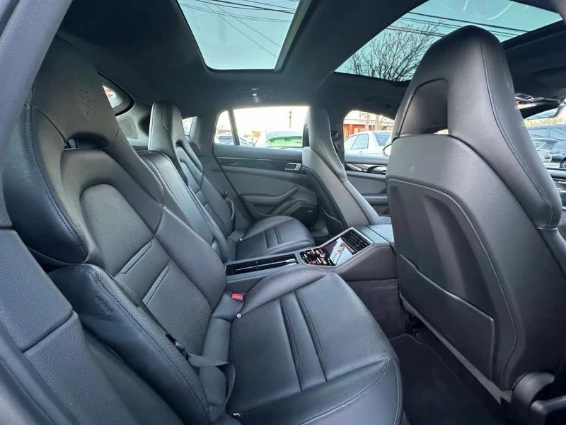 2019 Porsche 971 Panamera - Image 9 of 12