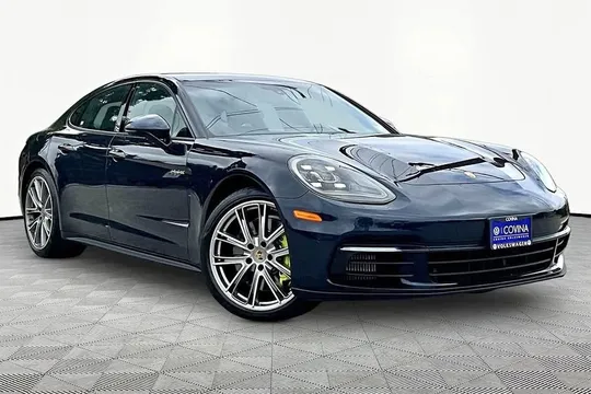 2019 Porsche Panamera E-Hybrid 4