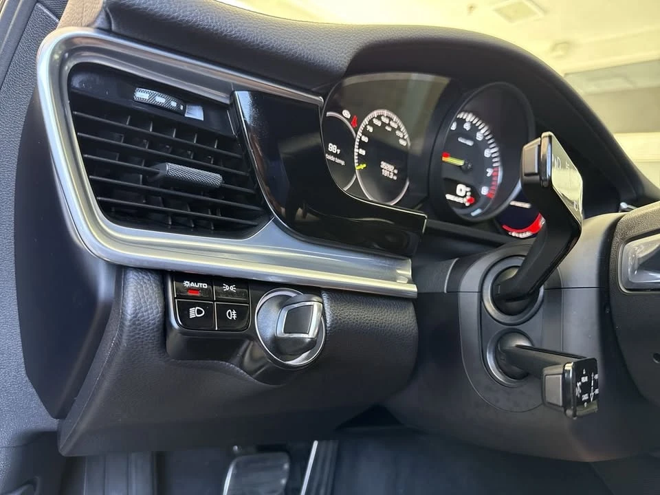 2019 Porsche 971 Panamera Turbo - Image 16 of 18