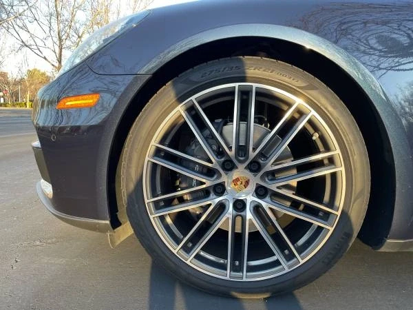 2019 Porsche 971 Panamera - Image 16 of 21