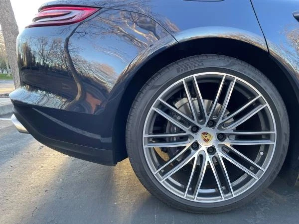 2019 Porsche 971 Panamera - Image 18 of 21