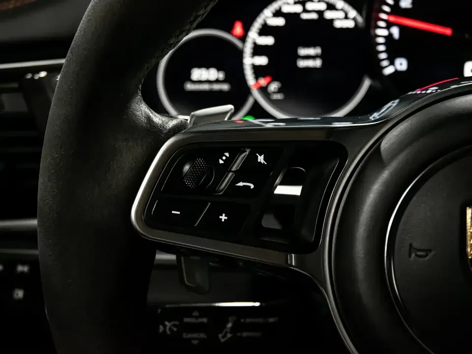 2019 Porsche 971 Panamera GTS - Image 19 of 20
