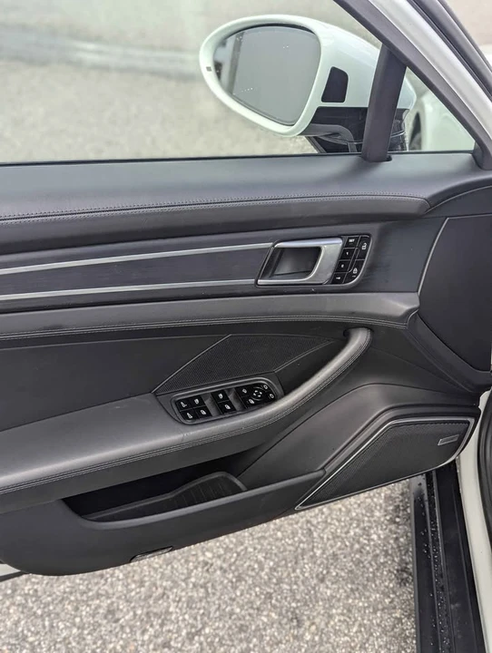 2019 Porsche 971 Panamera GTS - Image 9 of 16