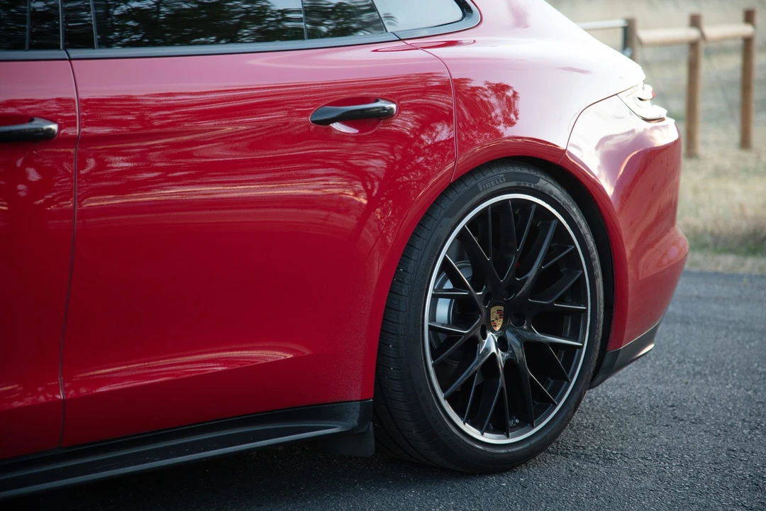 2019 Porsche 971 Panamera GTS - Image 24 of 31