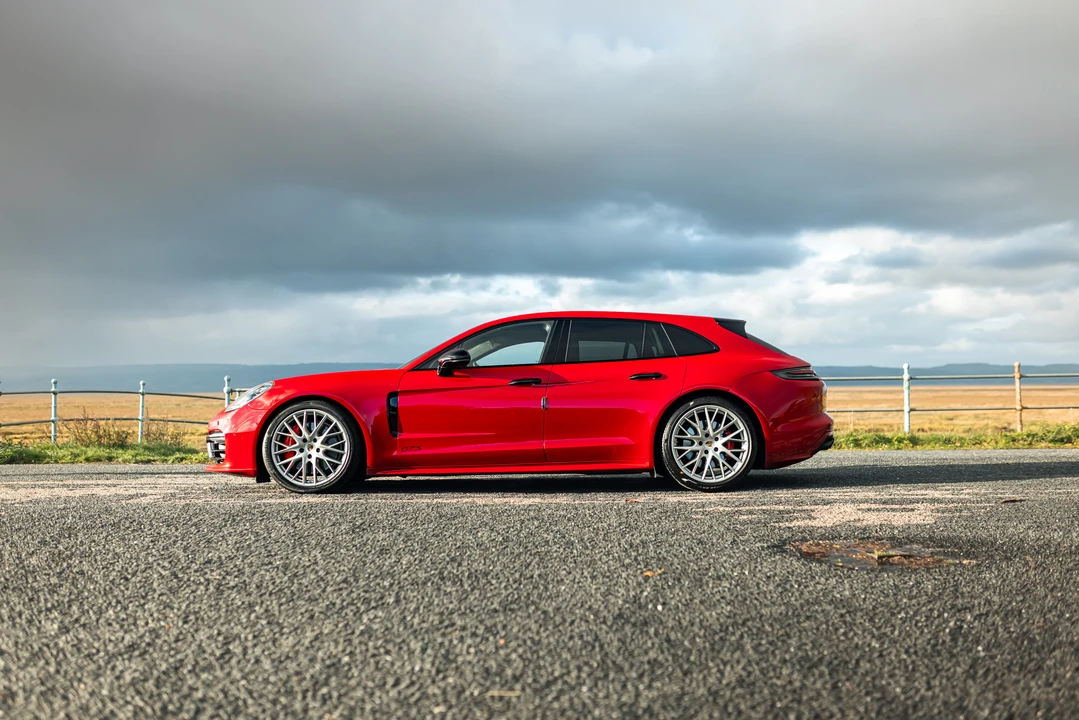 2019 Porsche 971 Panamera GTS - Image 8 of 31