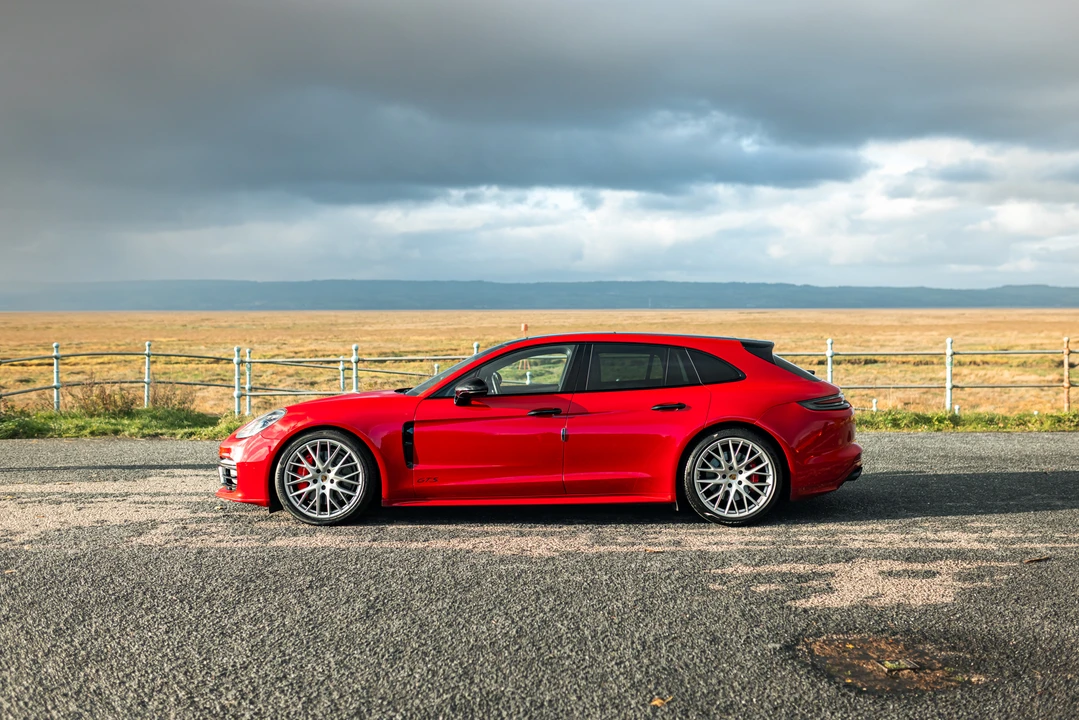 2019 Porsche 971 Panamera GTS - Image 18 of 31