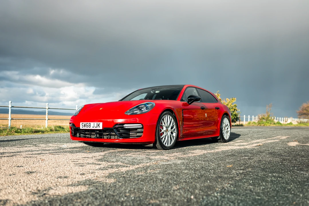 2019 Porsche 971 Panamera GTS - Image 9 of 31