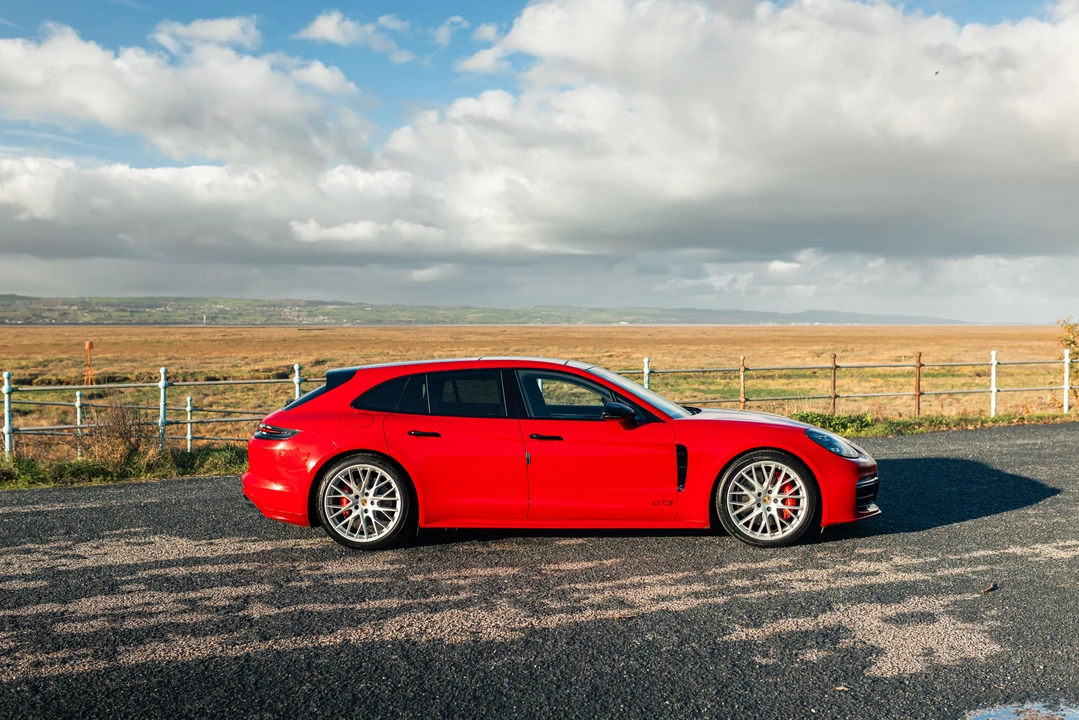 2019 Porsche 971 Panamera GTS - Image 14 of 31