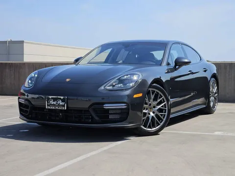 2019 Porsche Panamera GTS