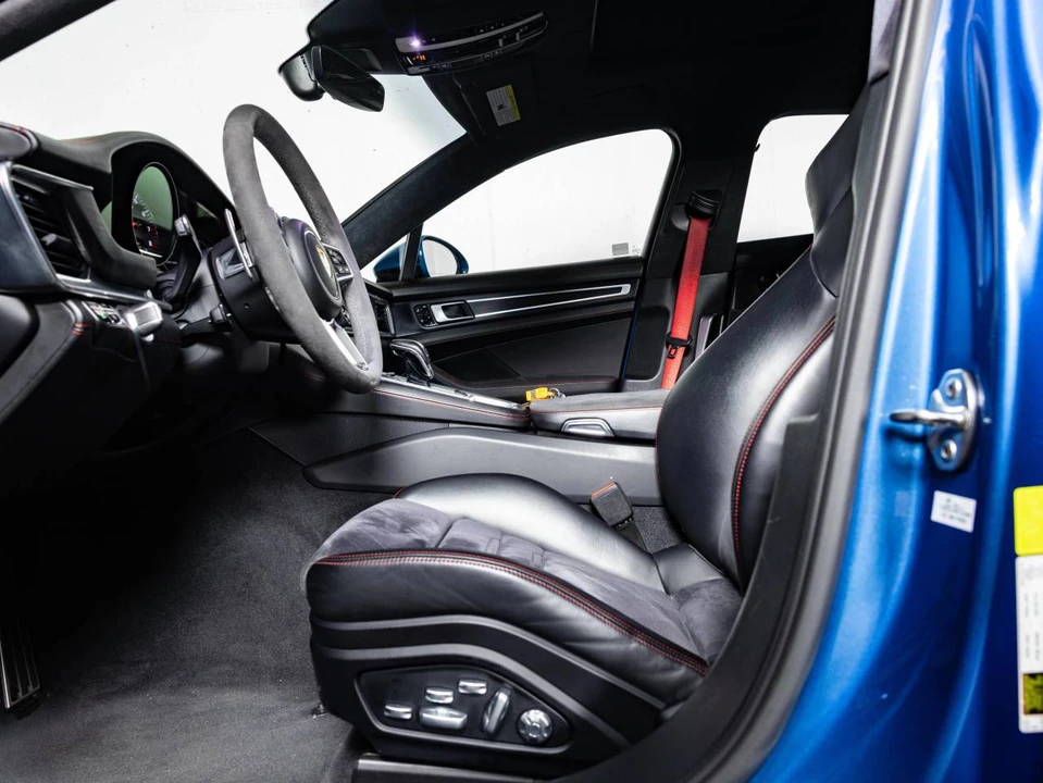 2019 Porsche 971 Panamera GTS - Image 5 of 5