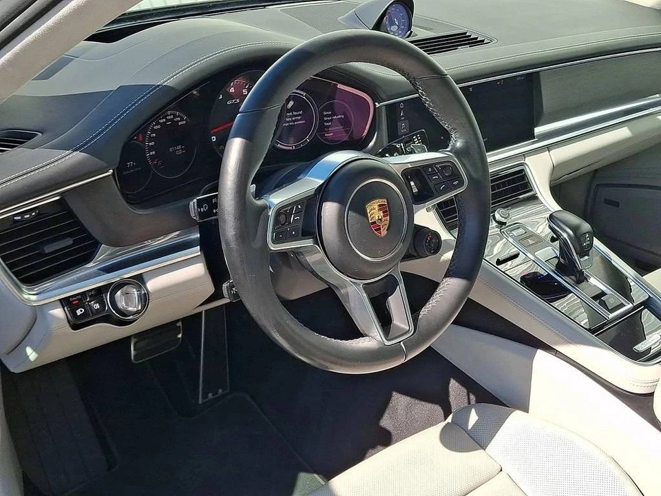 2019 Porsche 971 Panamera GTS - Image 4 of 5
