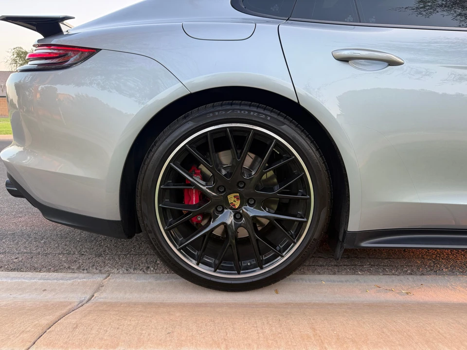 2019 Porsche 971 Panamera GTS - Image 27 of 31