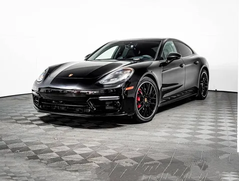2019 Porsche Panamera GTS