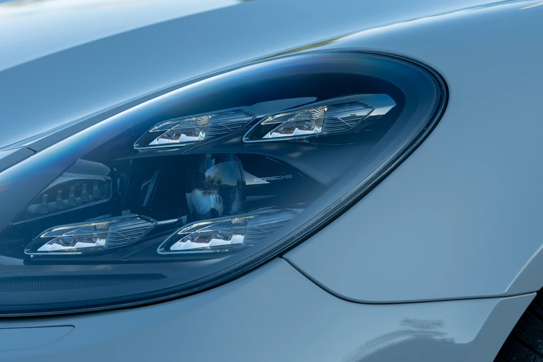 2019 Porsche 971 Panamera GTS - Image 23 of 31