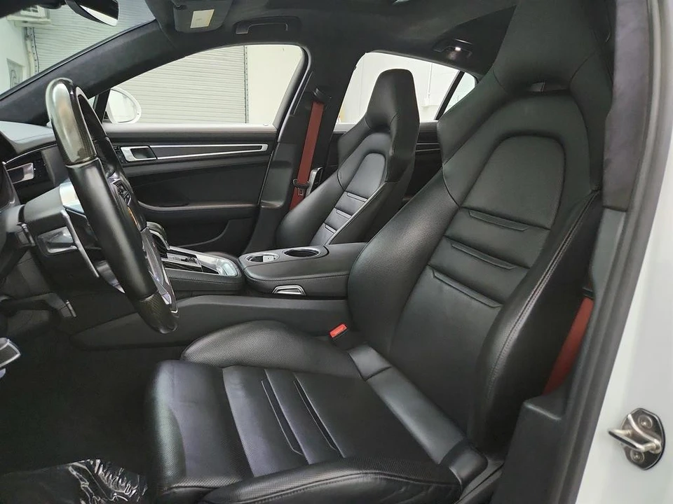 2019 Porsche 971 Panamera GTS - Image 14 of 31
