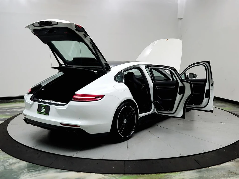 2019 Porsche 971 Panamera GTS - Image 11 of 31