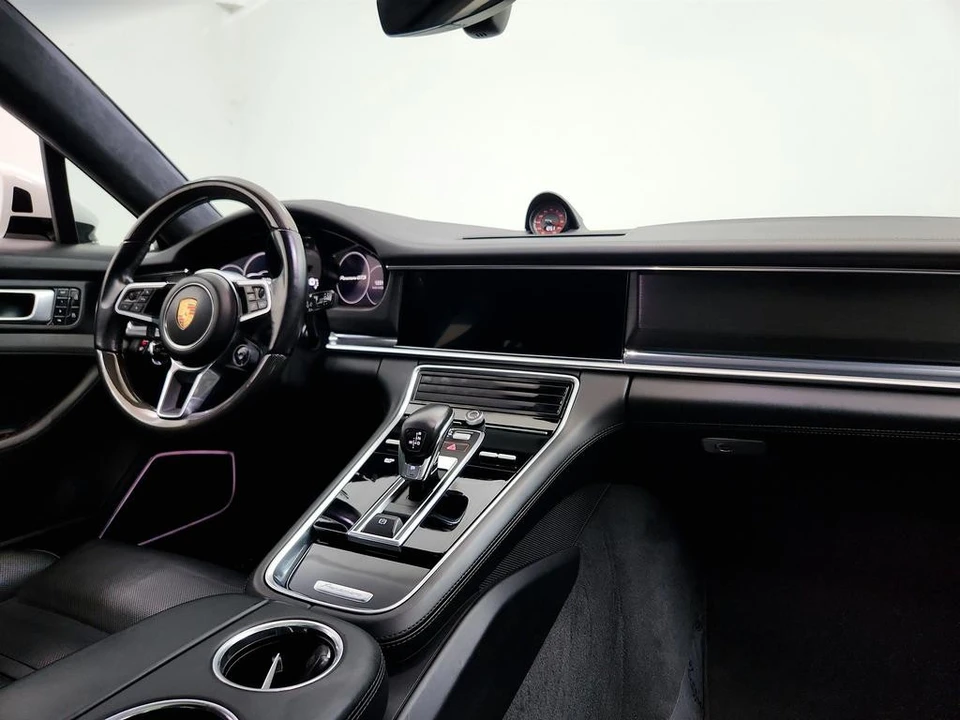 2019 Porsche 971 Panamera GTS - Image 24 of 31