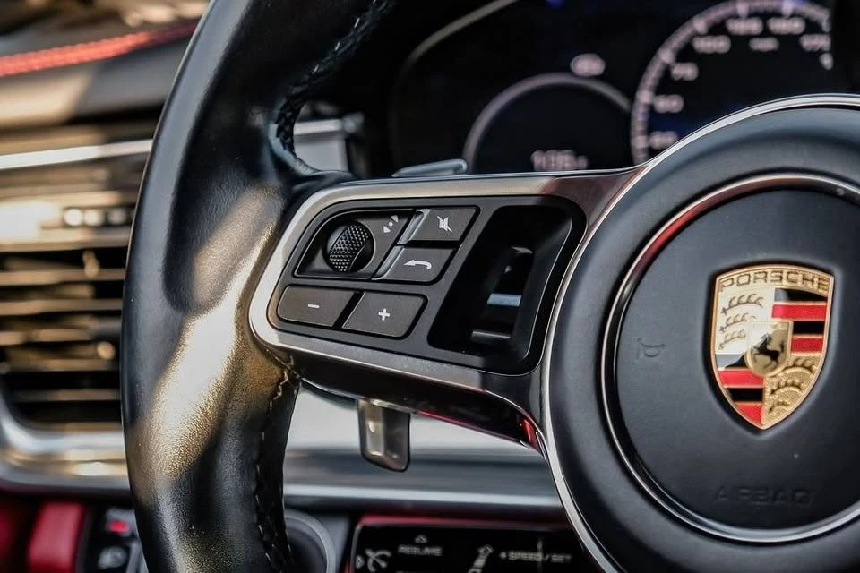 2019 Porsche 971 Panamera - Image 16 of 20