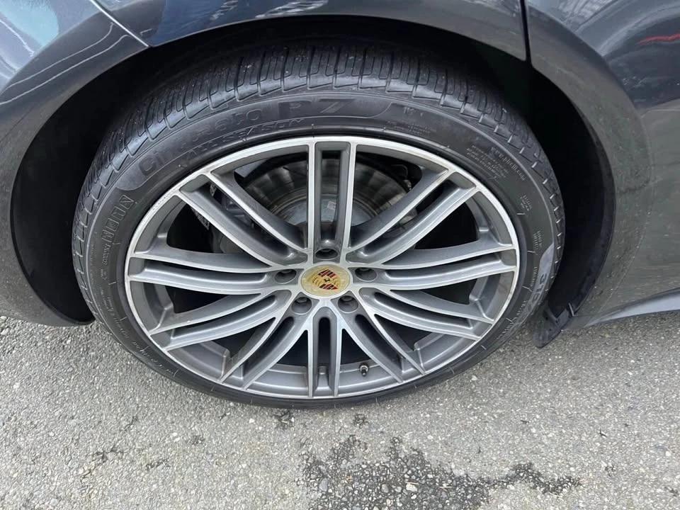 2019 Porsche 971 Panamera - Image 13 of 19