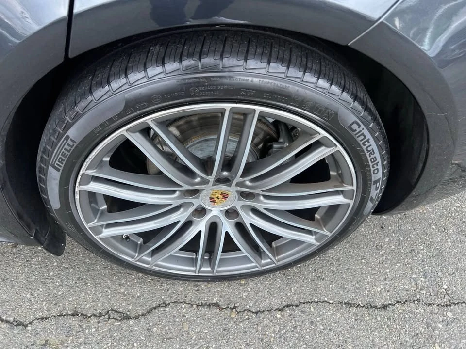 2019 Porsche 971 Panamera - Image 11 of 19