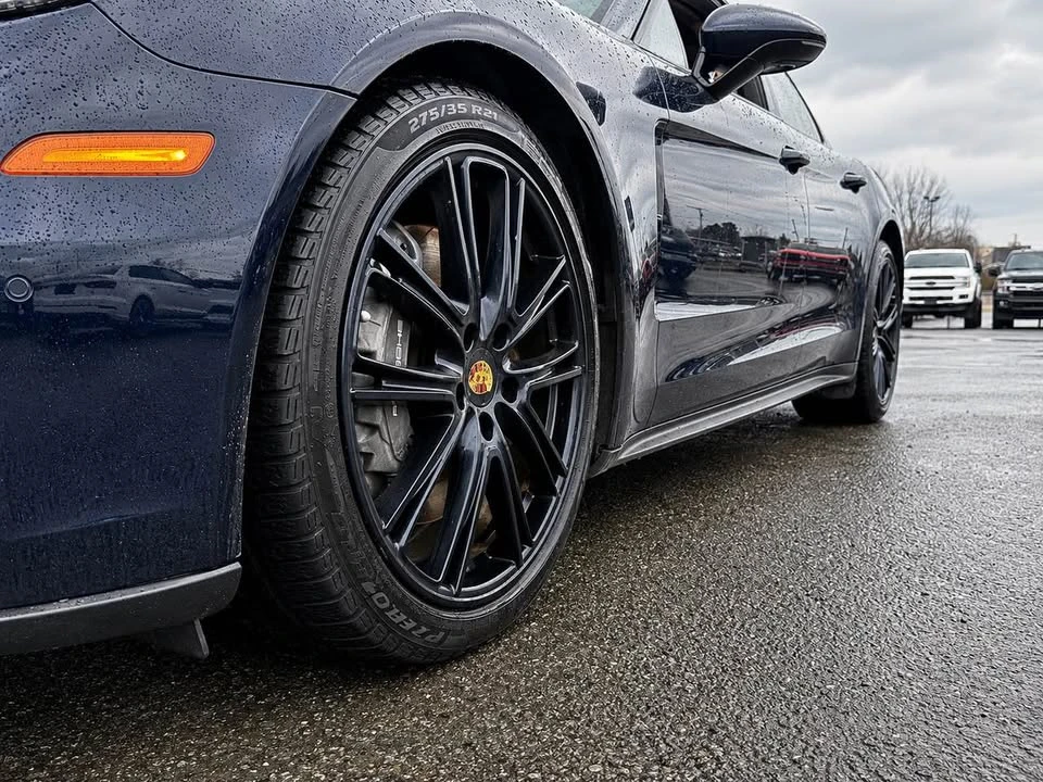 2019 Porsche 971 Panamera - Image 9 of 16