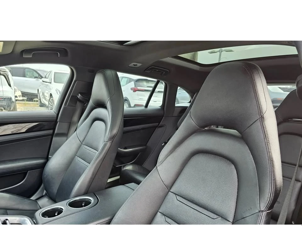 2019 Porsche 971 Panamera - Image 9 of 10