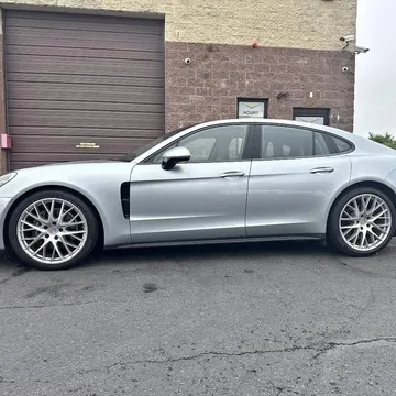 2019 Porsche Panamera 4
